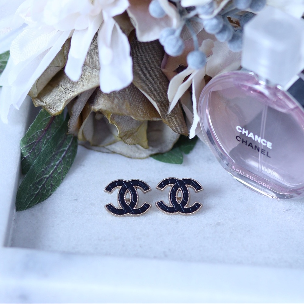 Upcycled button stud earrings